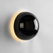 Ziver - Deze ronde wandlamp in bauhaus stijl is een echte klassieker. Het is een eenvoudig ontwerp dat stijl, elegantie en functionaliteit combineert. De lamp is gemaakt van hoogwaardig, duurzaam metaal en is verkrijgbaar in drie kleuren, zwart, goud en zilver. ✓Gratis verzending ✓Achteraf betalen