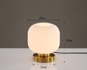 Ziver - Deze glazen tafellamp in leuke vintage stijl is perfect voor elke ruimte. De lamp is gemaakt van helder glas met een klassieke, vintage stijl. De glazen kap zorgt voor een mooie diffusie van licht, waardoor de lichtstroom zacht en aangenaam is. ✓Gratis verzending ✓Achteraf betalen