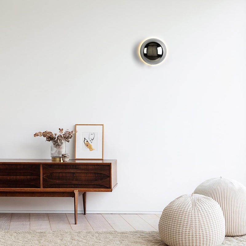 Ziver - Deze ronde wandlamp in bauhaus stijl is een echte klassieker. Het is een eenvoudig ontwerp dat stijl, elegantie en functionaliteit combineert. De lamp is gemaakt van hoogwaardig, duurzaam metaal en is verkrijgbaar in drie kleuren, zwart, goud en zilver. ✓Gratis verzending ✓Achteraf betalen