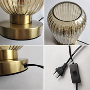 Ziver - Deze glazen tafellamp in leuke vintage stijl is perfect voor elke ruimte. De lamp is gemaakt van helder glas met een klassieke, vintage stijl. De glazen kap zorgt voor een mooie diffusie van licht, waardoor de lichtstroom zacht en aangenaam is. ✓Gratis verzending ✓Achteraf betalen