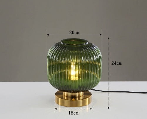 Ziver - Deze glazen tafellamp in leuke vintage stijl is perfect voor elke ruimte. De lamp is gemaakt van helder glas met een klassieke, vintage stijl. De glazen kap zorgt voor een mooie diffusie van licht, waardoor de lichtstroom zacht en aangenaam is. ✓Gratis verzending ✓Achteraf betalen